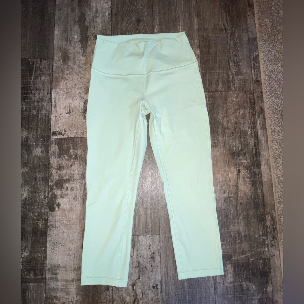 Lululemon leggings